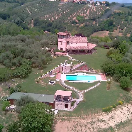 Country house Relais Il Monticello *