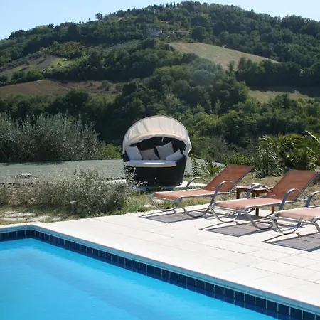 Relais Il Monticello منزل ريفي *