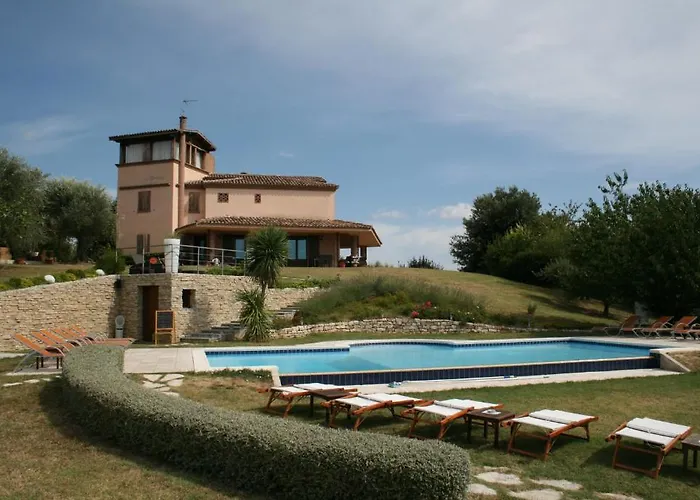 منزل ريفي Relais Il Monticello Montefiore Conca